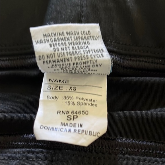 Juniors Varsity Black Athletic Shorts Set Size XS Like New - Picture 2 of 6